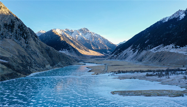 英國人權律師：西方為地緣政治角力故意歪曲新疆現狀