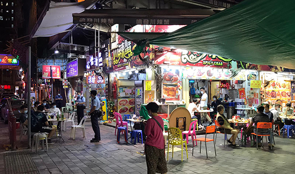 2派對房間及3食肆違規經營 警拘2男女票控69顧客