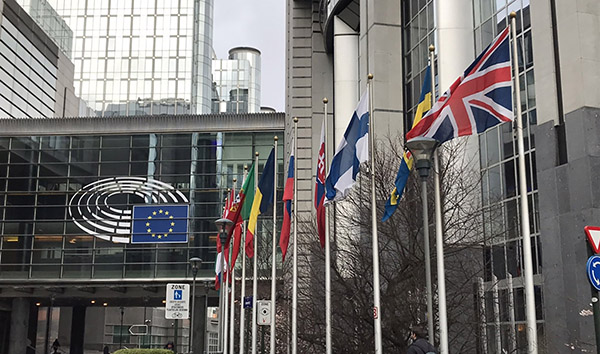 金融機構「組團」遷往歐盟 倫敦金融中心地位不保？