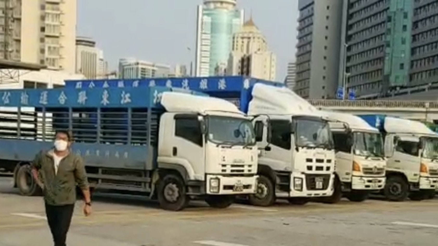 23日起完成疫苗接種滿14日跨境司機將毋須每日入境採樣