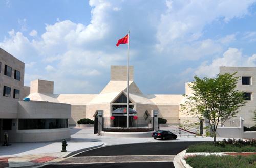 中國駐美使館明確接種新冠疫苗後乘機赴華人員檢測要求