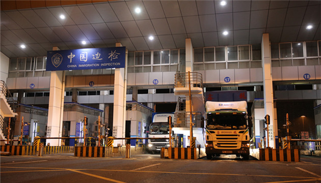 23日起接種疫苗滿14日跨境貨車司機 入境廣東無需每日採樣