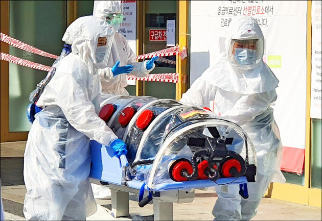 韓國暴發新冠肺炎集體感染 32人確診