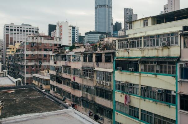 運房局目標明年首季正式推行劏房租務管制