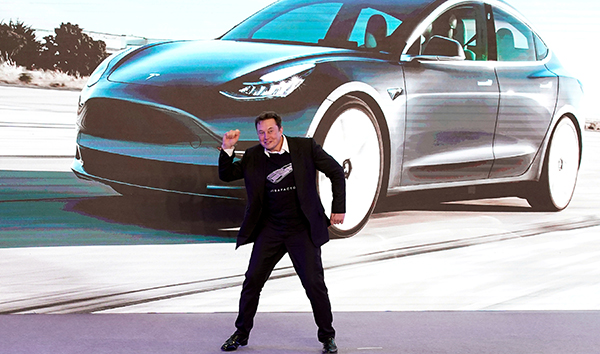 科技評論人士：馬斯克爭議多 特斯拉在其領導下前途未卜