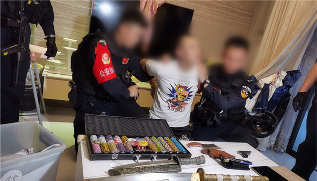粵警摧毀一特大涉黑惡犯罪團夥 凍結涉案資金約1.7億元