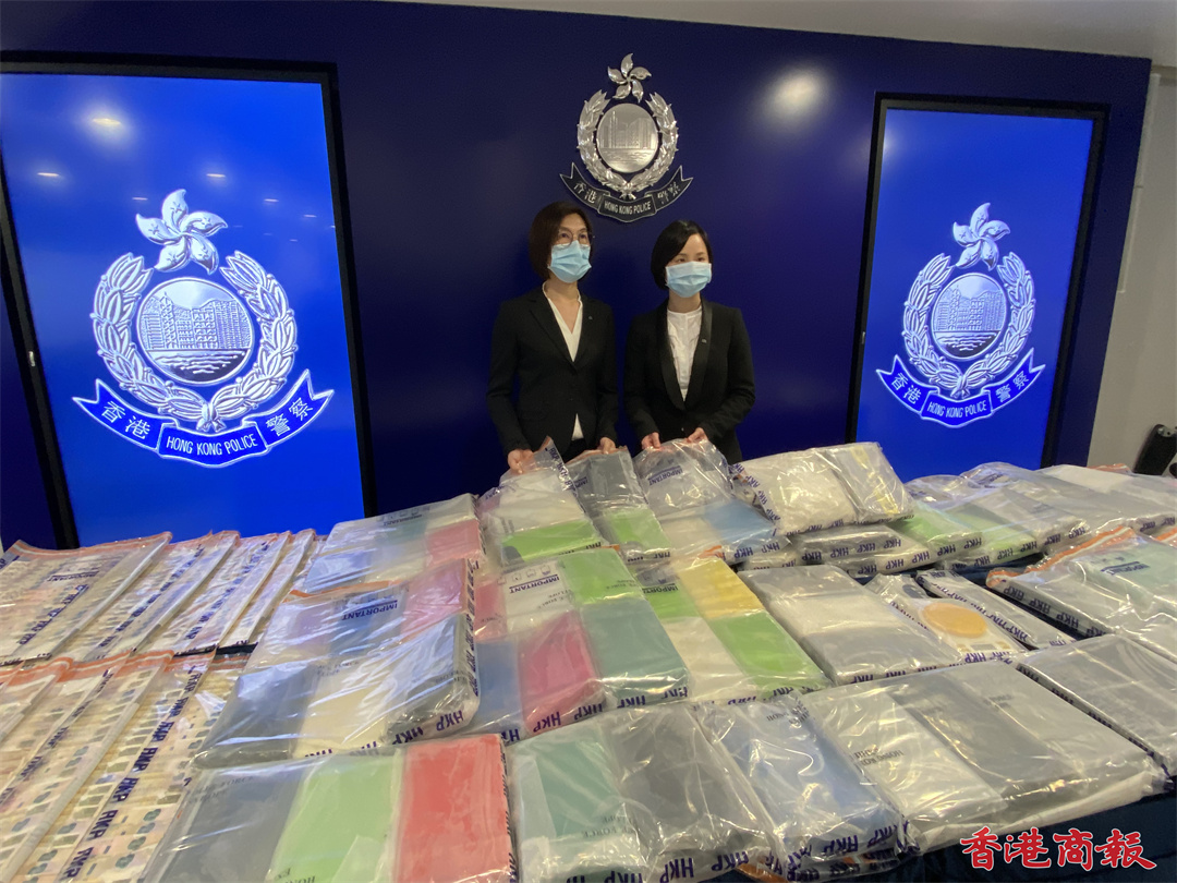 有片 | 警方破棄置車運毒案 檢獲價值1.3億可卡因