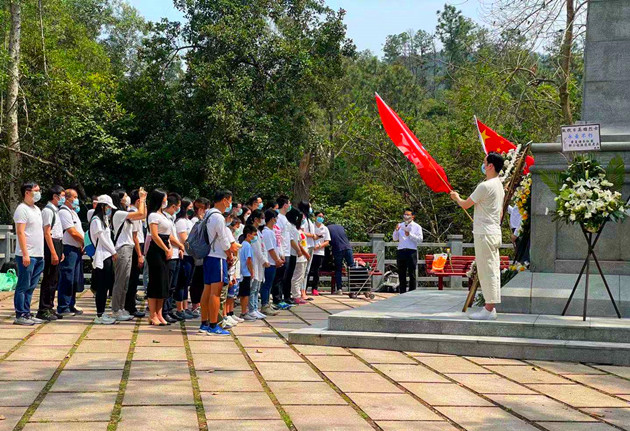 紀念五四致敬烏蛟騰抗日英烈 港青立誓凝聚愛國共識