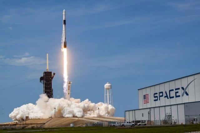 SpaceX「獵鷹9」號火箭再升空 運送60顆「星鏈」衛星