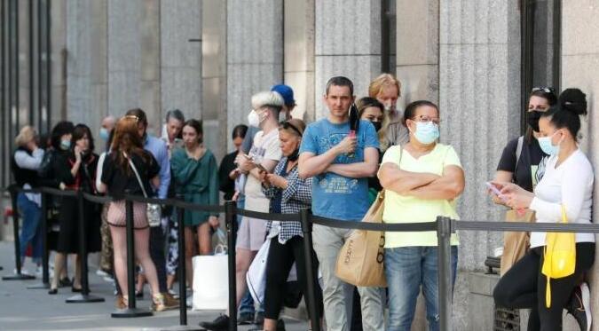 美疾控中心預測：美國新增新冠病例數在7月底前將大幅下降