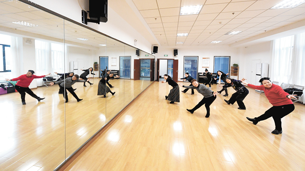 應對老齡化升至國家戰略「銀髮經濟」爆發在即 養老產業發展空間巨大