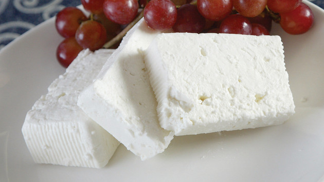 食安中心呼籲市民停止食用1款疑受沙門氏菌污染的法國生羊奶芝士