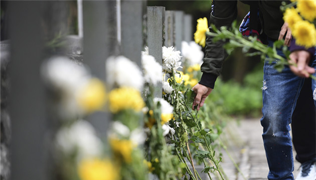 她們是英雄 更是母親：「孩子 希望你記住 母親是為國犧牲的」