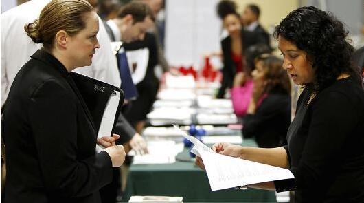 中金：美就業數據凸顯用工短缺及勞動力匹配難