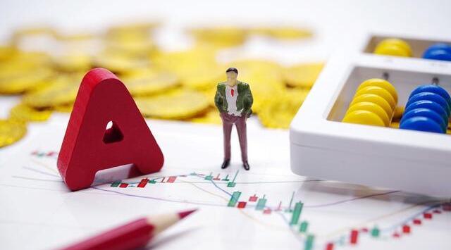 【A股午評】三大指數震蕩盤整 創指漲0.6%