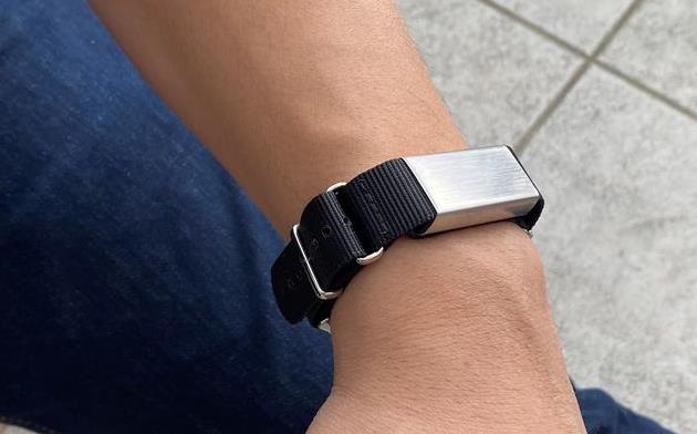 俄科學家正研發智能手環 可無需採血檢測血糖