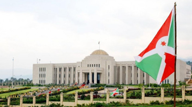 國家主席習近平任免駐外大使