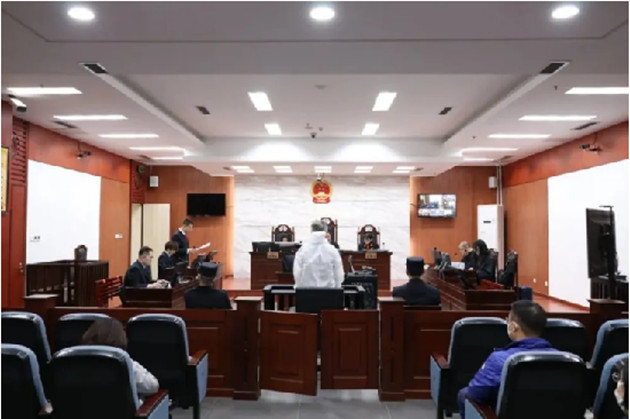 受賄超4億？銀監會內蒙古監管局原局長薛紀寧案開庭