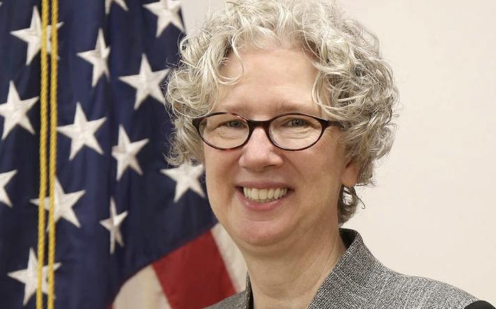 美國駐俄羅斯葉卡捷琳堡總領事離開俄羅斯