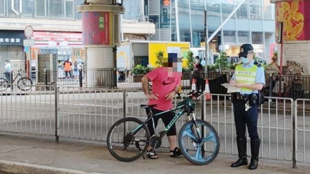 警方港島打擊單車違例 發26張傳票