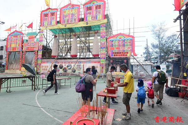 圖集 | 太平清醮活動從簡 仍有市民入長洲感受氣氛