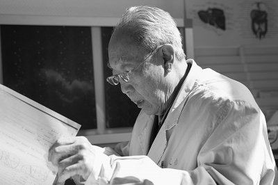 先生記否，曾助殘木再迎春——痛悼吳孟超院士