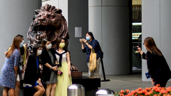 滙豐：本港職員打齊針享兩日假期