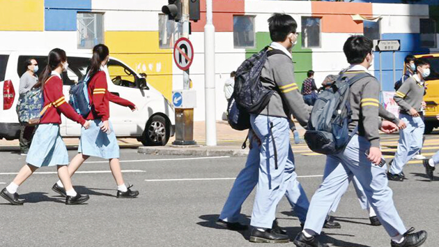 教評會主席何漢權：本港學生有3種身份 熟練普通話理所當然