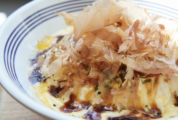 【美食】特色丼飯期間限定供應