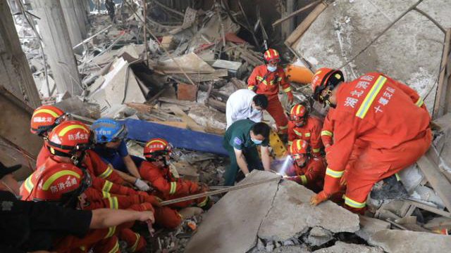 湖北十堰事故已致25死 現場搜救仍在繼續 國務院安委會掛牌督辦