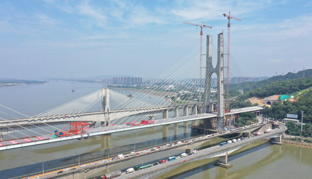 新建福廈鐵路烏龍江大橋合龍