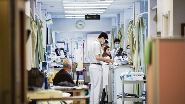 醫管局：2名確診病人康復出院 37人仍留醫1人危殆