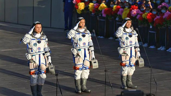 神舟十二號3名航天員順利進駐天和核心艙