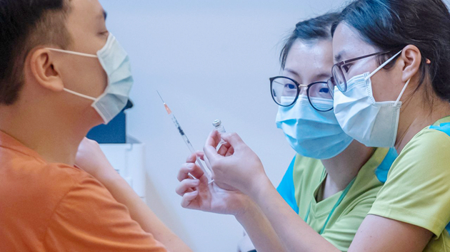本港已接種新冠疫苗逾308萬劑 近185萬人接種首劑