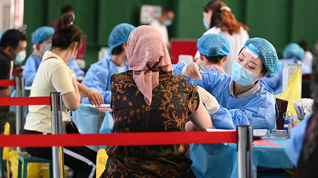 CNN報道中國疫苗接種情況 竟被美國國內批「通中」