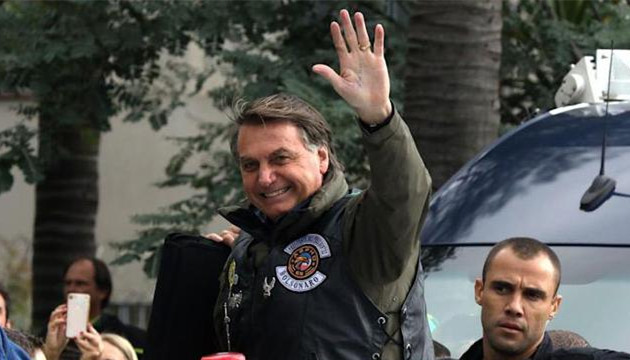 不滿記者要求其戴口罩 巴西總統怒罵媒體垃圾