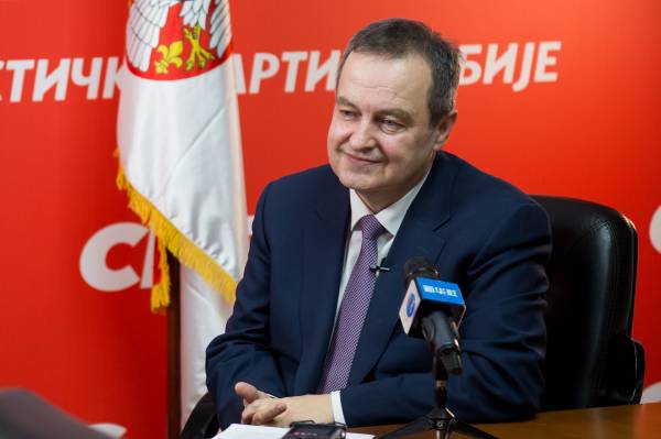 塞爾維亞社會黨主席達契奇點讚中共執政成就：中國變化日新月異令人振奮