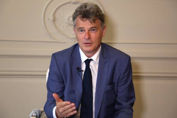 法國共產黨全國書記魯塞爾眼中的百年中共：不斷書寫歷史篇章 領導中國創造輝煌