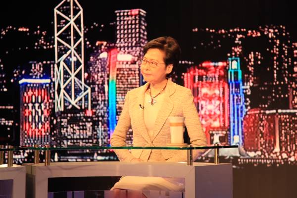 林鄭月娥：打醒十二分精神防範極端恐怖主義