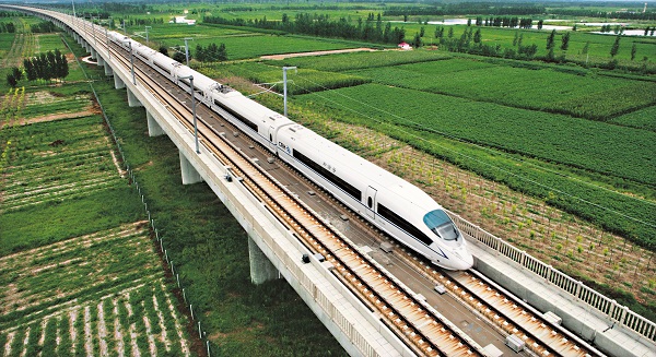 京滬高鐵10年載客13.5億人次