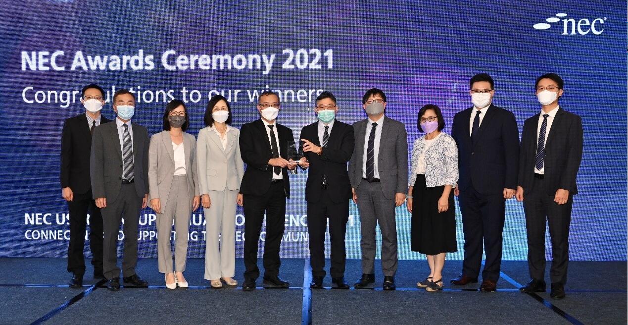 發展局及工務部門獲頒英國「新工程合約」獎項