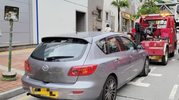 警方新界北打擊違泊 發3438張告票拖走4車