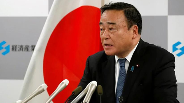 日本公務員詐領補助偷拍女廁 經產大臣出面道歉