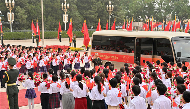 官媒評「七一勳章」頒授：堅定信念 踐行宗旨 拼搏奉獻 廉潔奉公