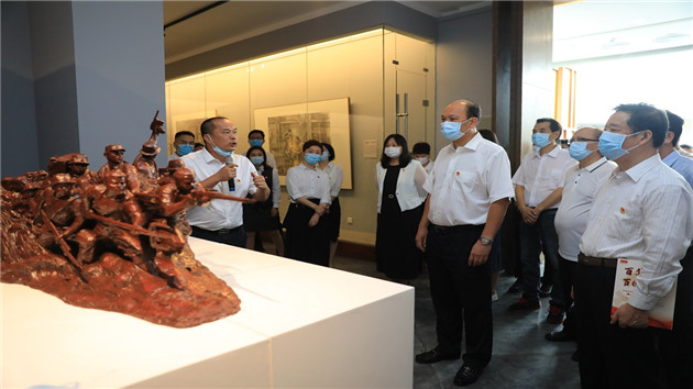 迎建黨百周年 百件美術精品展在莞嶺南美術館開幕