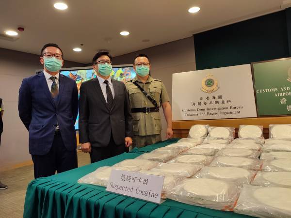 海關於機場檢獲由巴西抵港的110公斤可卡因 市值約1.3億元