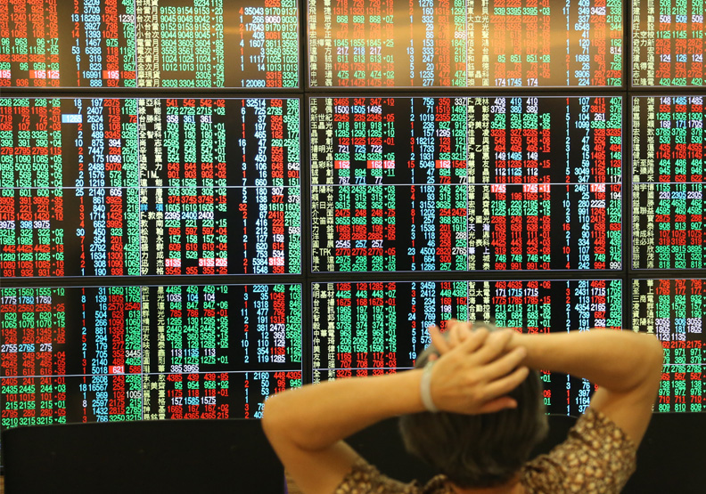 台股開高走高 收漲157.27點