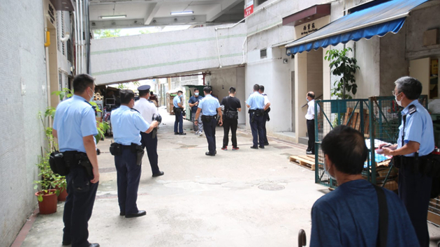 西貢地產舖職員遭刺傷背部 警方拘捕1人