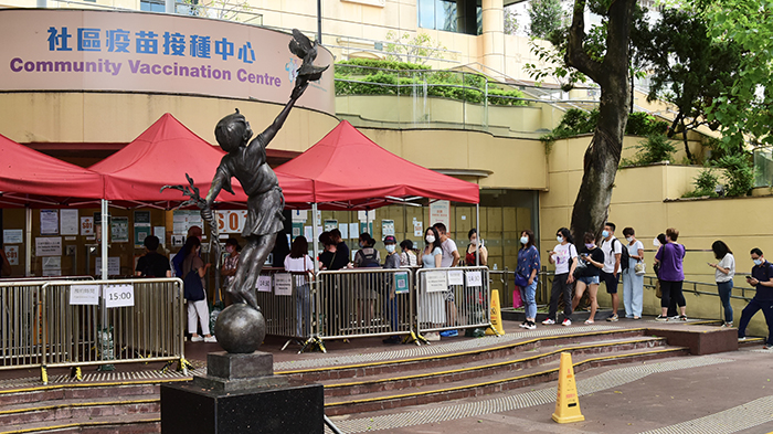 本港已接種新冠疫苗逾372萬劑 逾224萬人接種首劑 