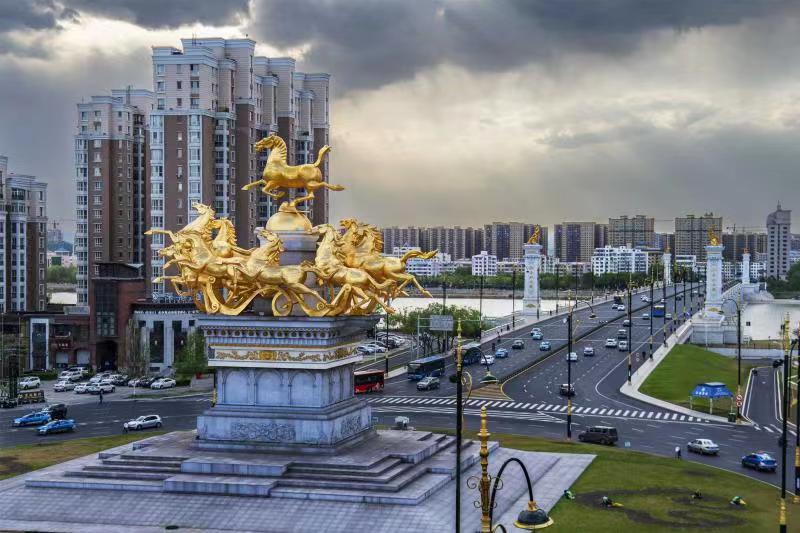 叫響「鏡泊勝景·林海雪原」  「虎娃」「雪妞」歡騰雀躍迎賓朋